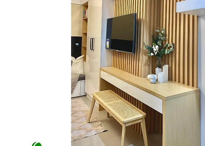 Chic At City's Uptown District Cebu