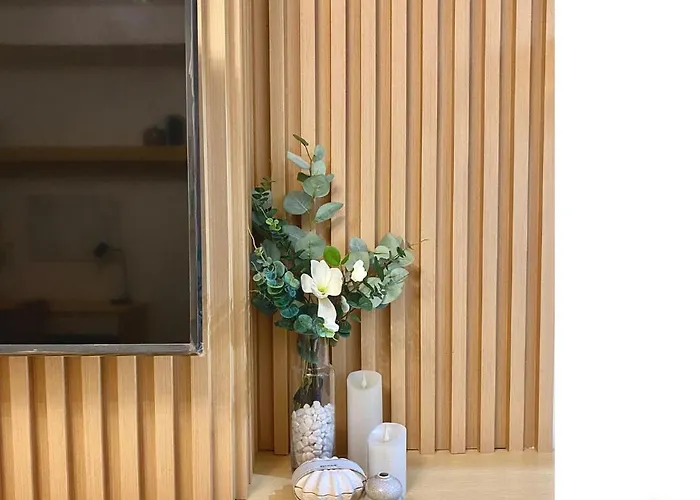Chic At City's Uptown District Appartement *